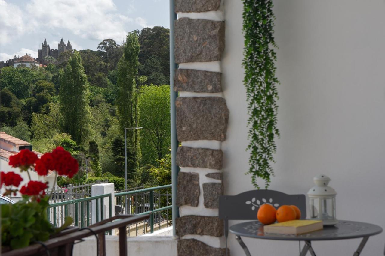 Гостевой дом Casa Do Carvalhal - Natureza No Centro Da Cidade Санта-Мария-да Фейра Экстерьер фото